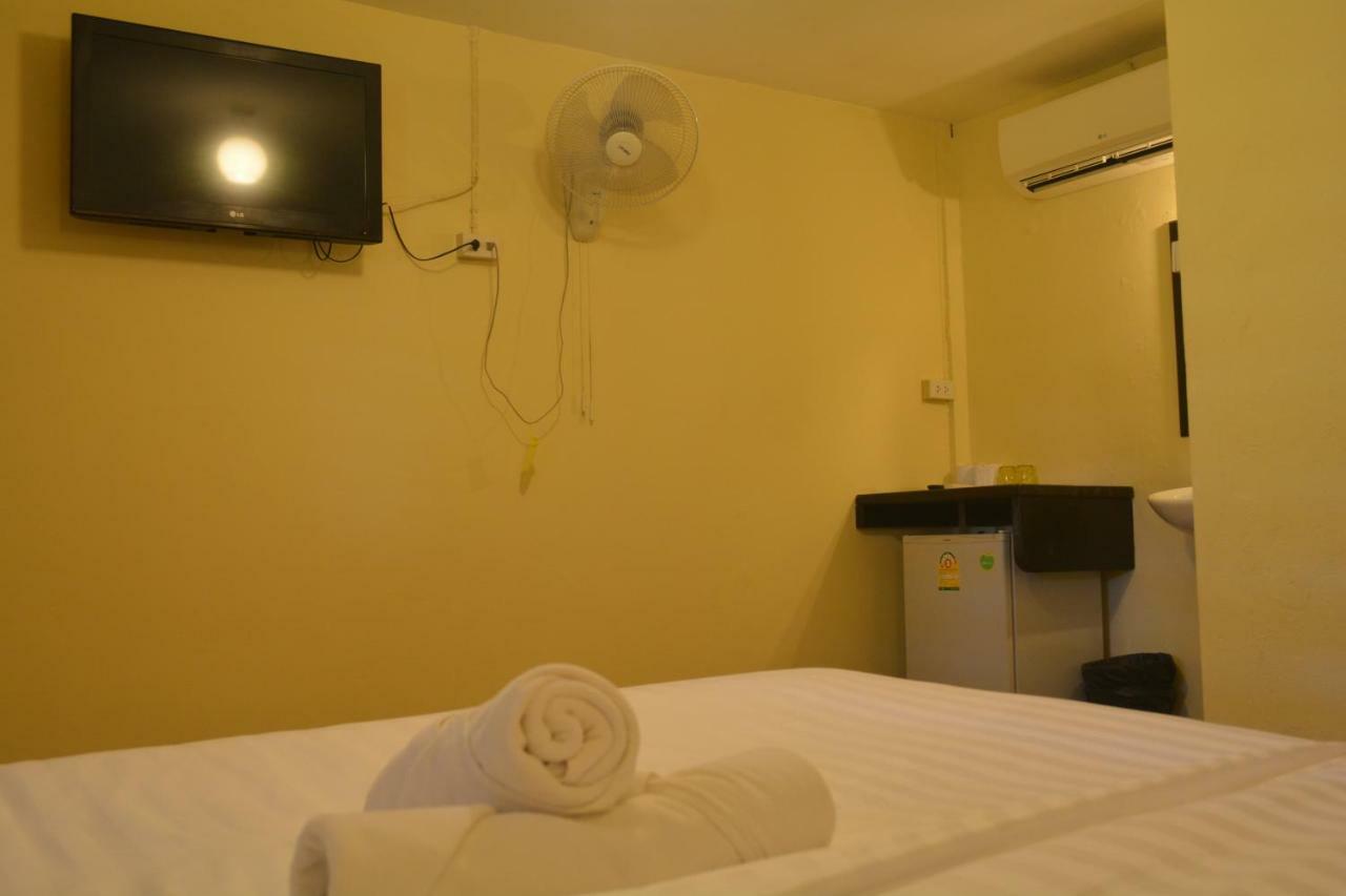 M&M Guesthouse Koh Chang Extérieur photo